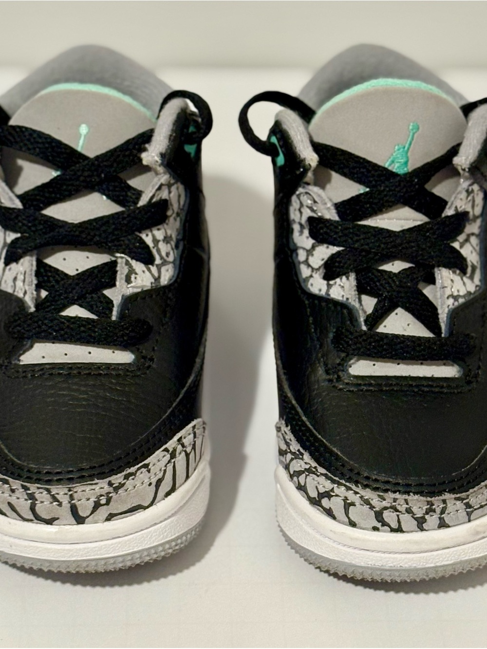 Nike Air Jordan 3 Retro Green Glow Toddler 5C Black Elephant Print DM0968-031